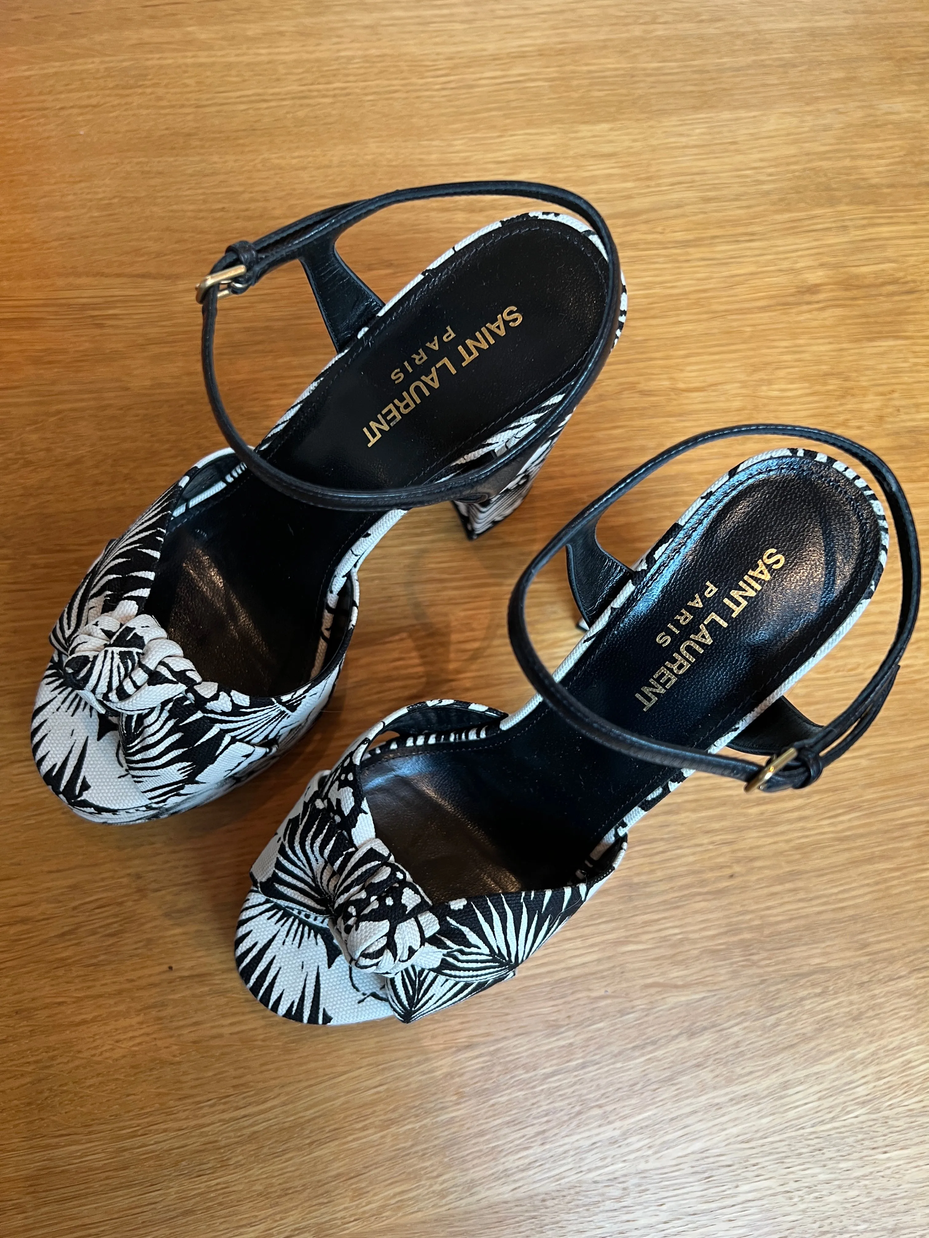 Bianca Platform Print Heels - 7