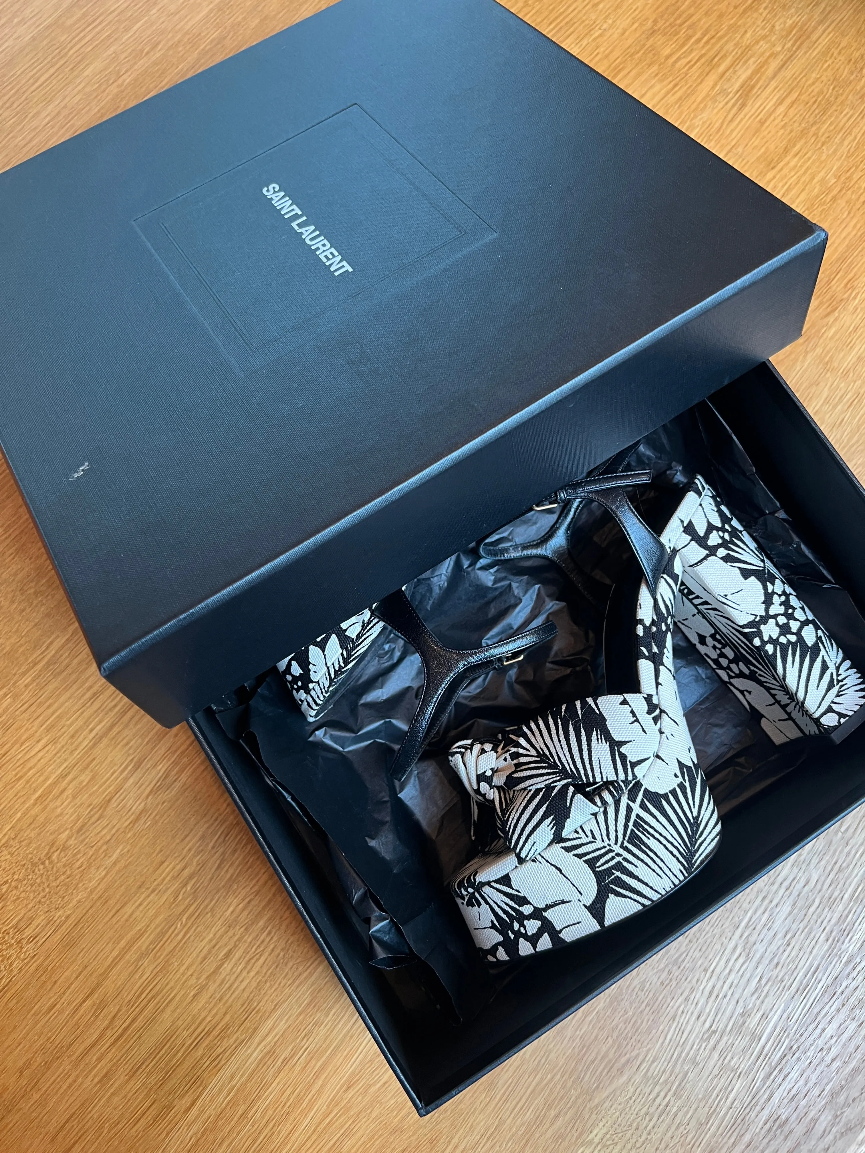 Bianca Platform Print Heels - 7