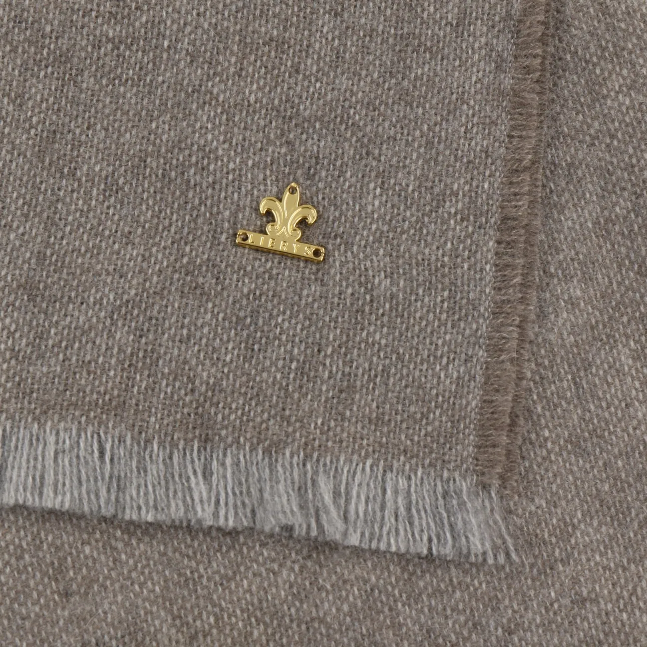 Classic Uni Cashmere Scarf by Lierys Gold