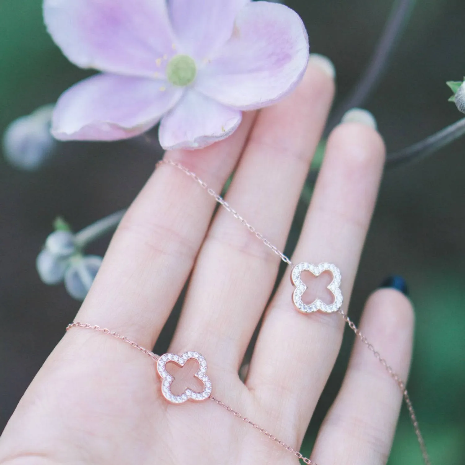 Clover Necklace in Rose Gold-Plated Zircon