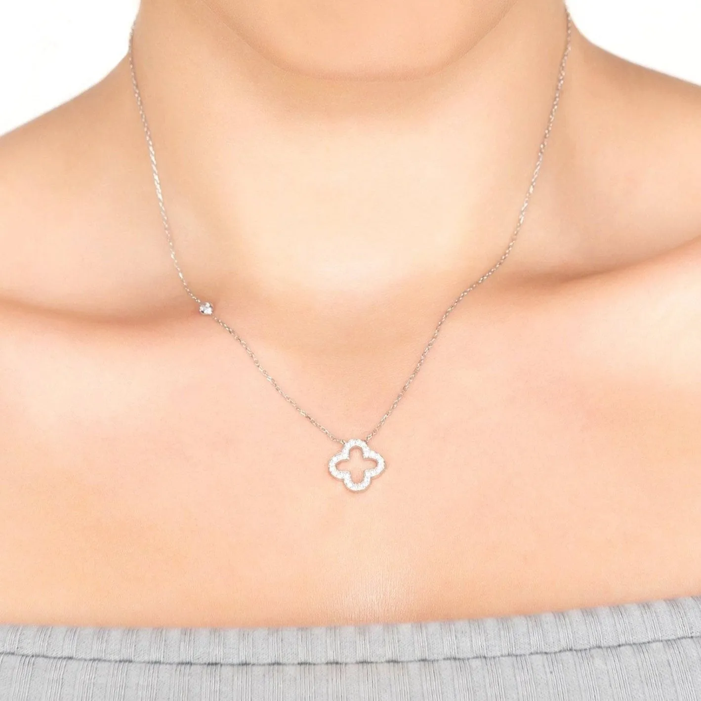 Open Clover Pendant Necklace Dipped in Gold