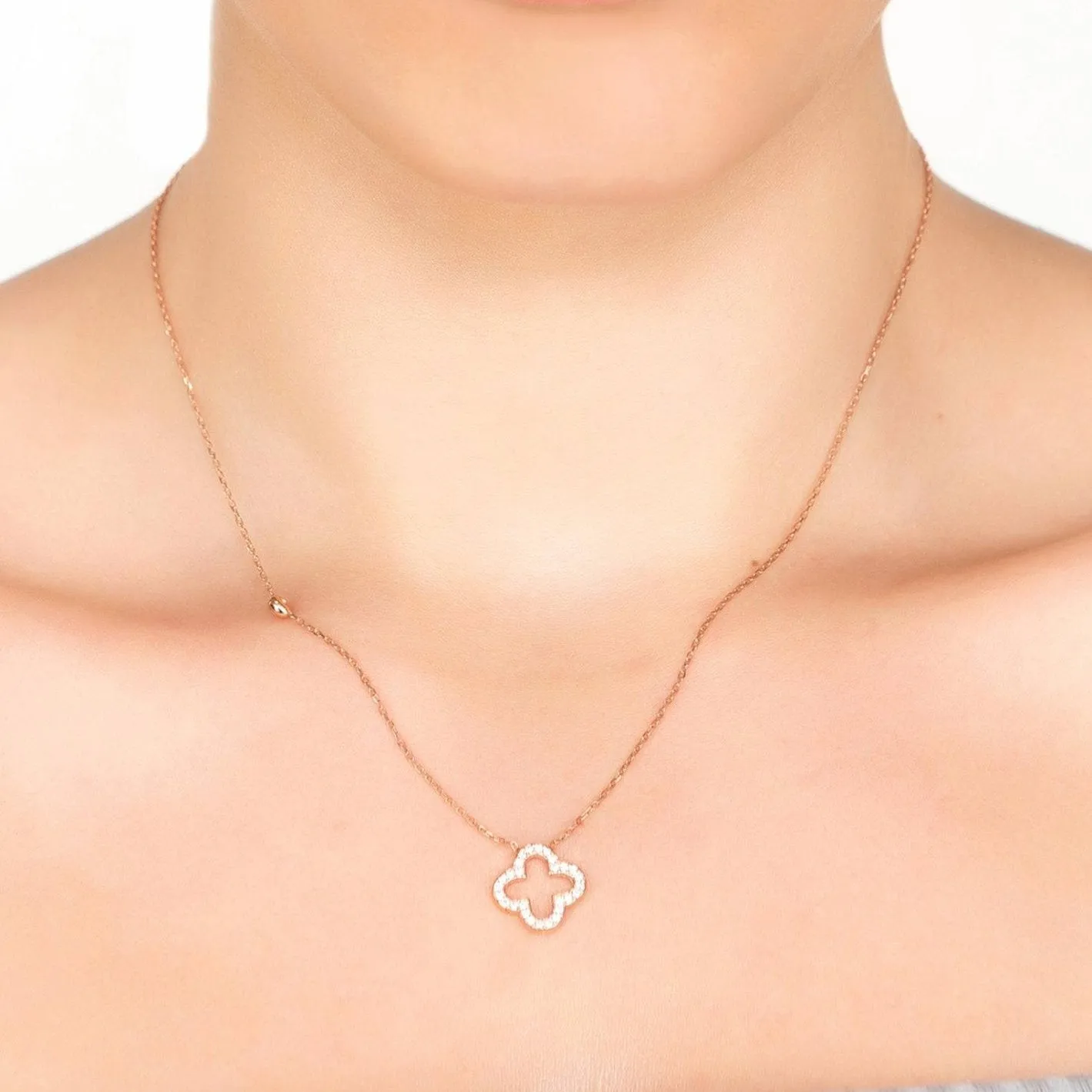 Open Clover Pendant Necklace Dipped in Gold