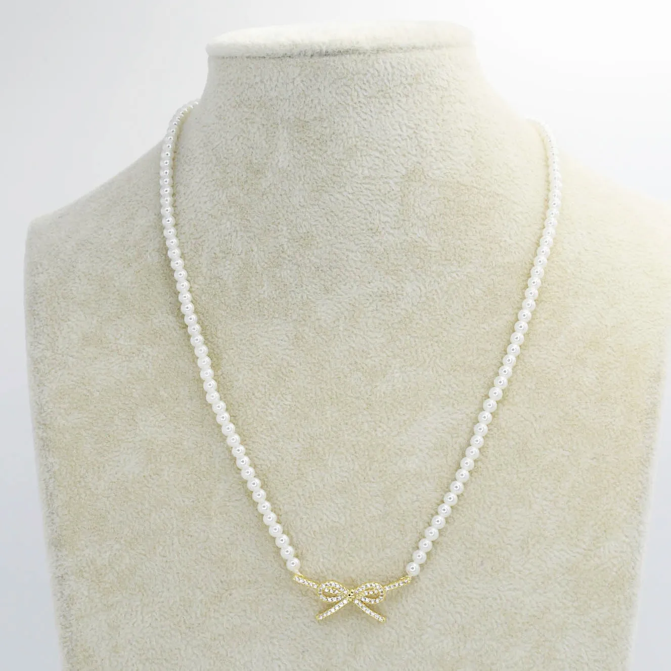 Pearl Elegance Gold Necklace
