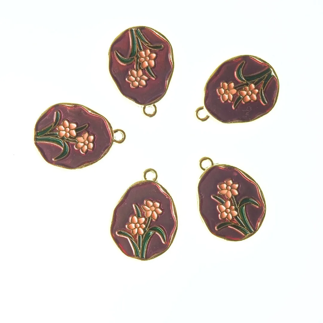 Vintage Style Flower Pattern Pendant Charms