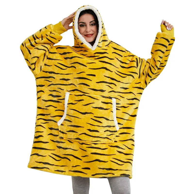 Wensilian Oversized Fleece Hoodie Blanket: Cozy Up in Style