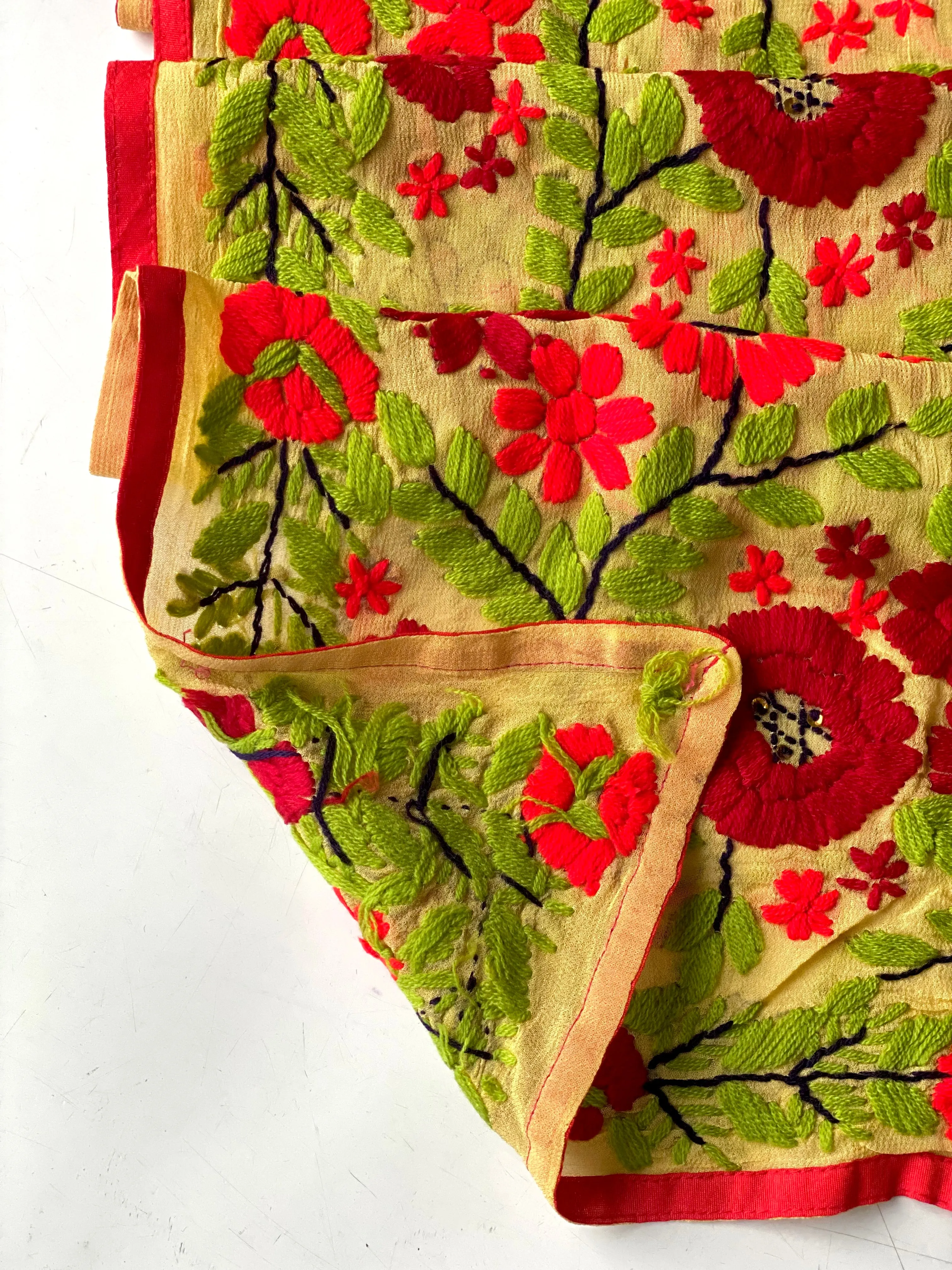 Yellow x Red Mini Georgette Neck Scarf / Wrap